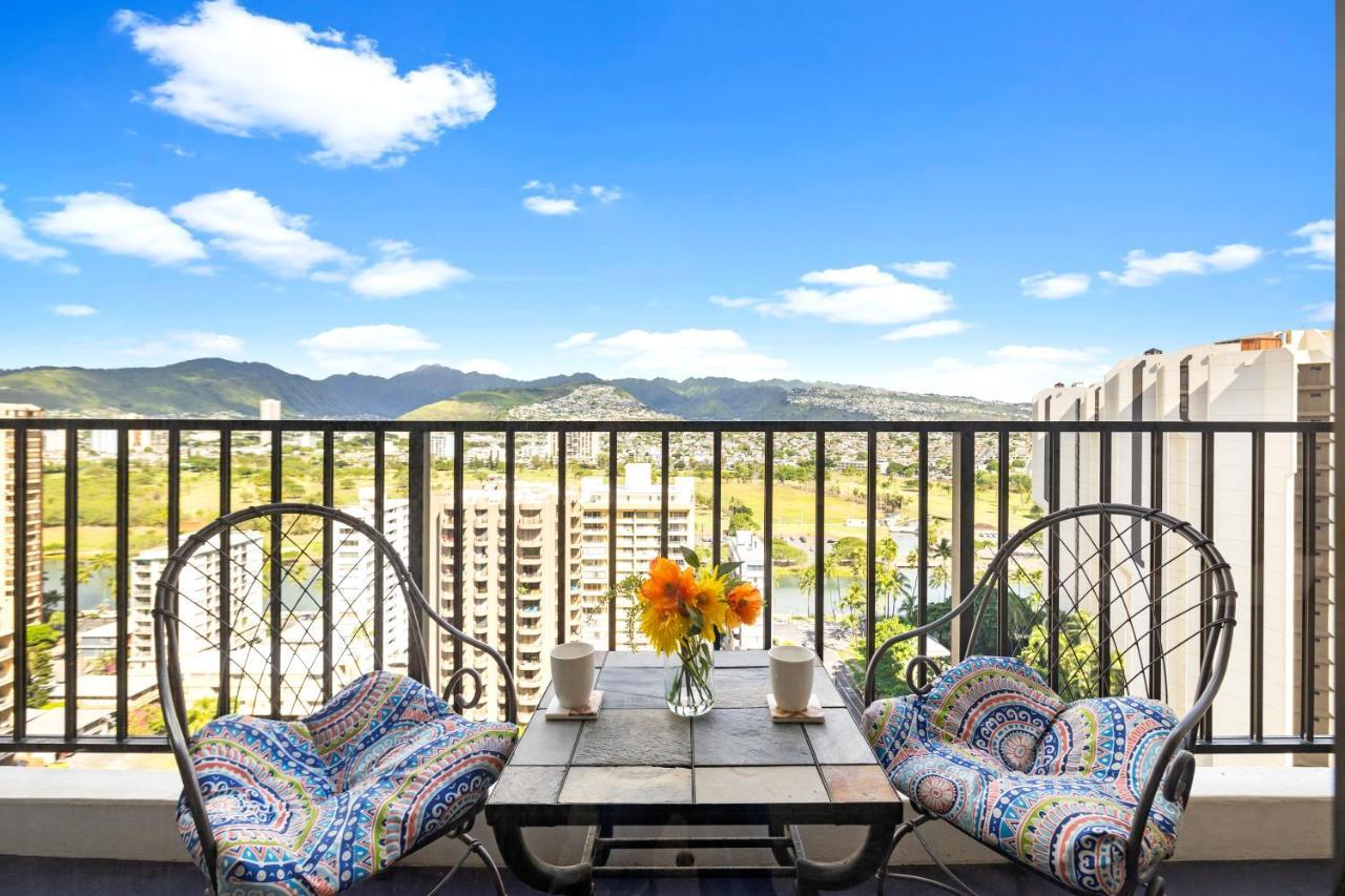 Mountain View Condo, Close To With Free Parking Honolulu