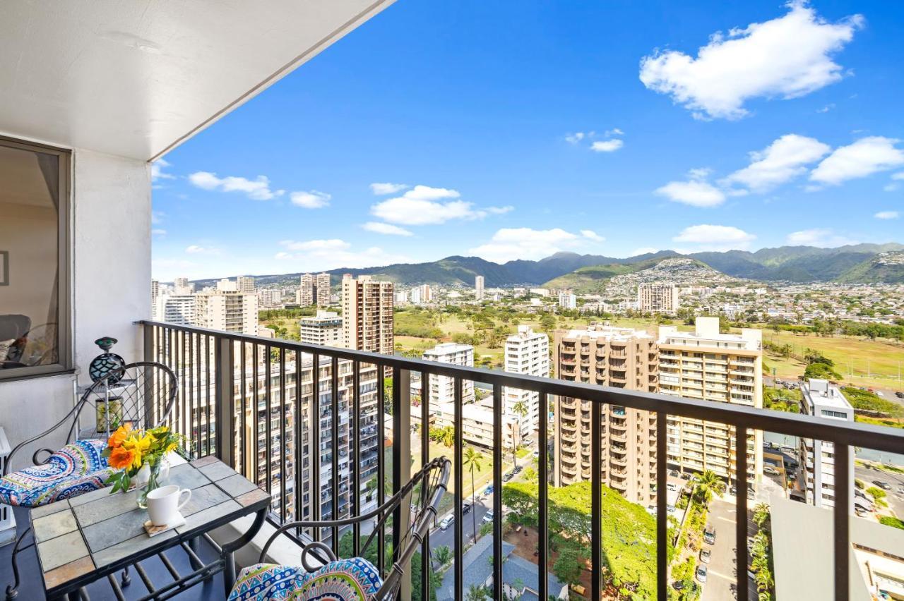 Apartment Mountain View Condo, Close To With Free Parking *
