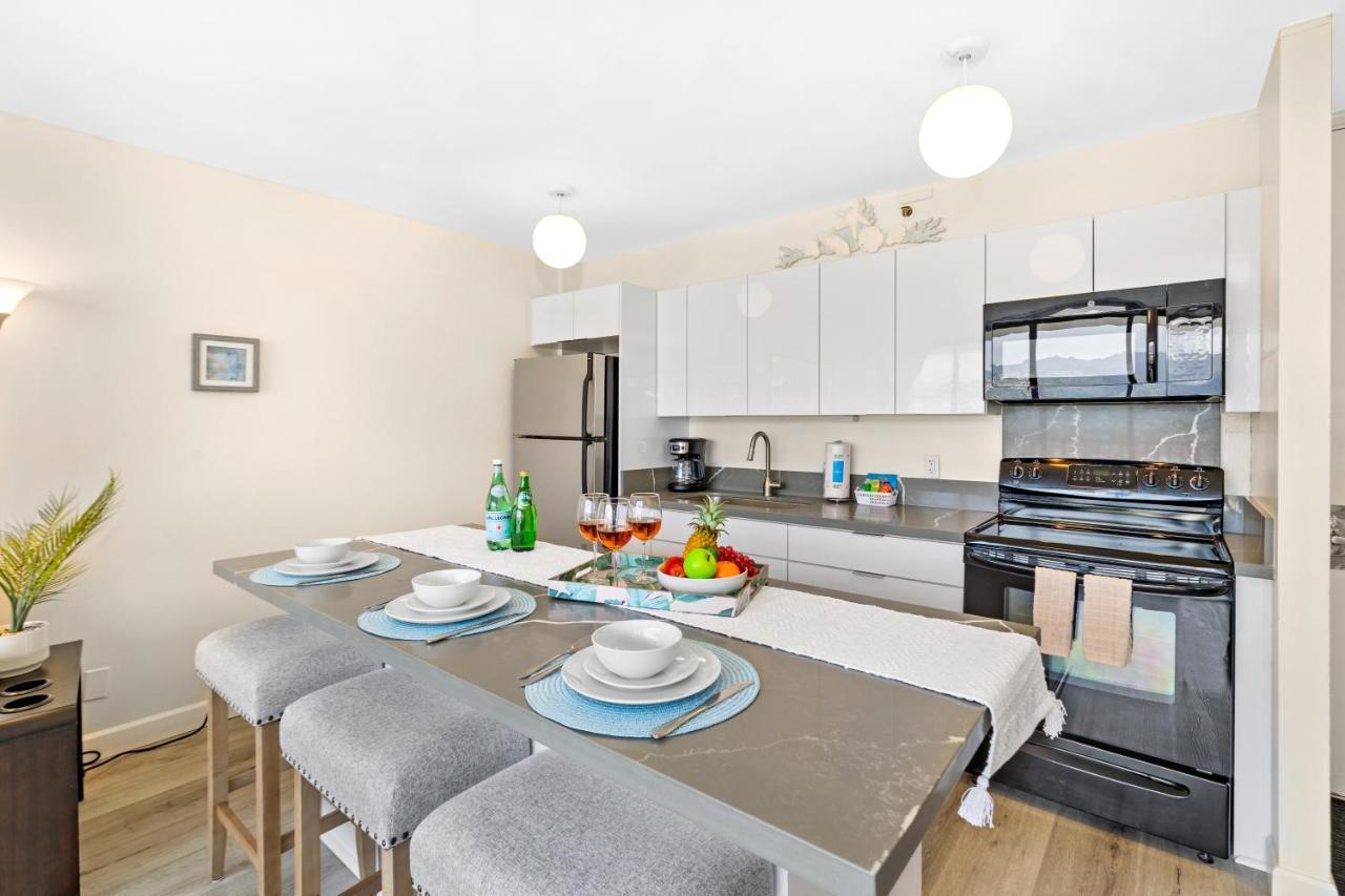 Mountain View Condo, Close To With Free Parking