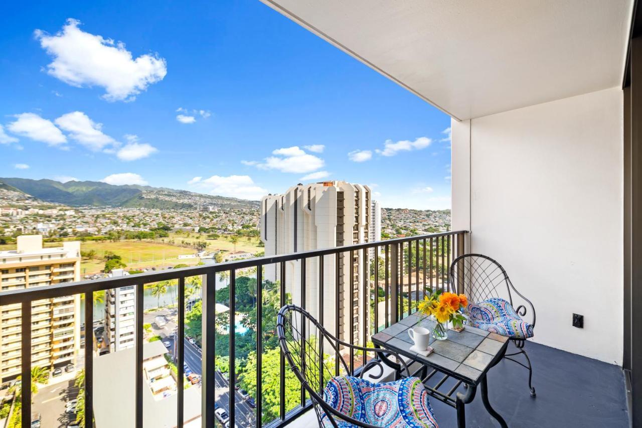 Apartment Mountain View Condo, Close To With Free Parking *
