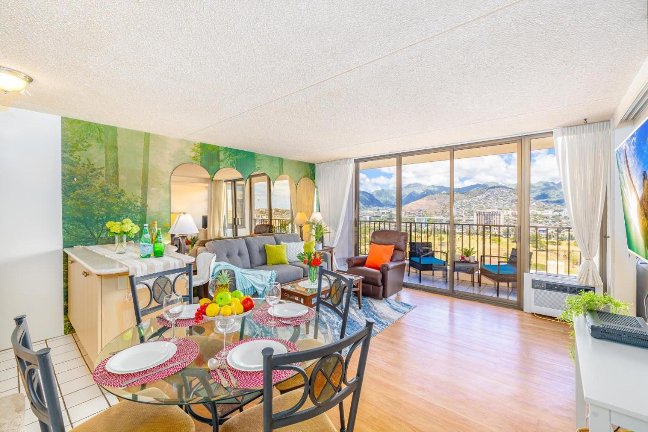 Fabulous Mountain View With Free Parking! Apartment Honolulu