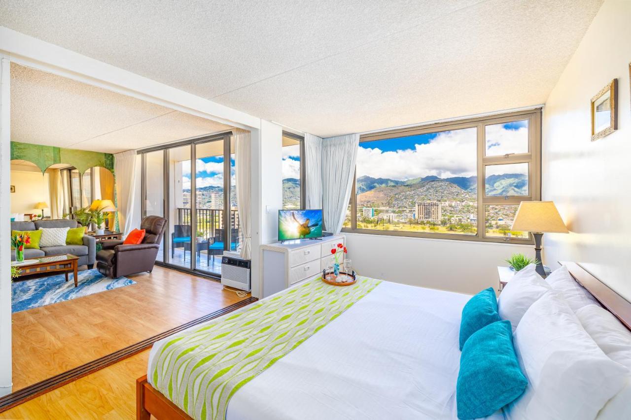 Fabulous Mountain View With Free Parking! Apartment *