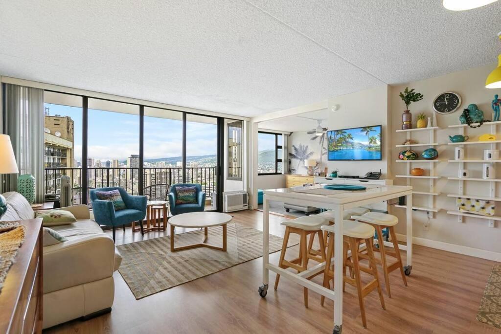 Lilo -ocean View - 1 Free Parking Apartment