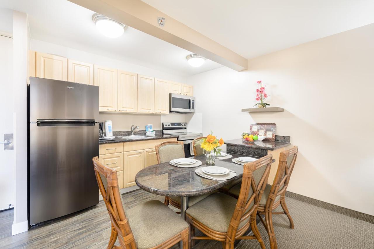 Beautiful Mountain View In Waikiki Sunset With Parking Apartment *