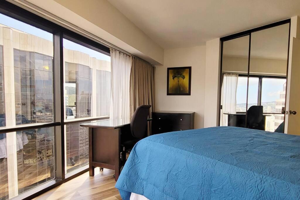 Condotel With Free Parking Wifi Ac By Stayhawaii Apartment