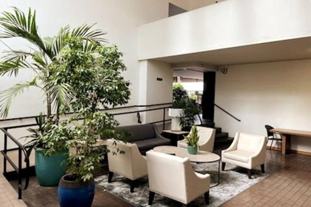 Condotel With Free Parking Wifi Ac By Stayhawaii Apartment Honolulu