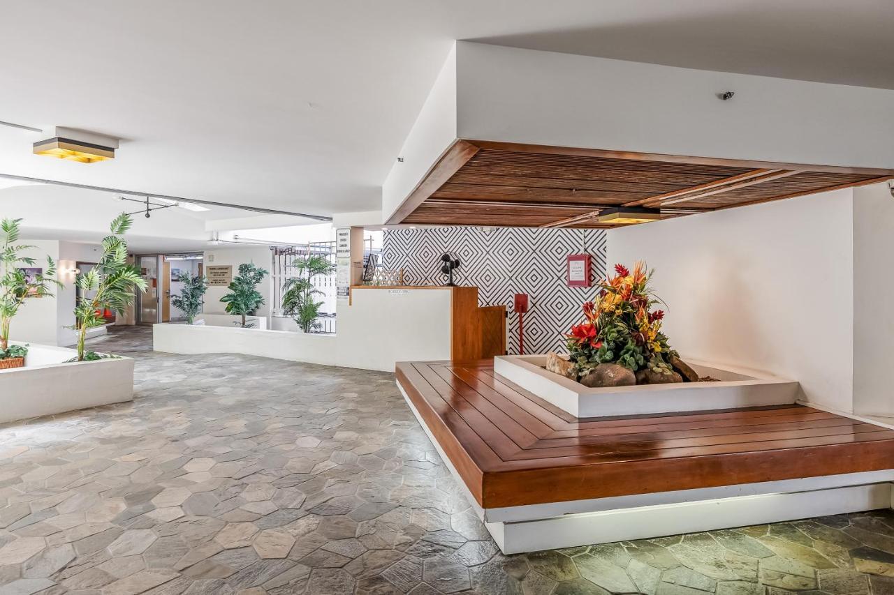 Aparthotel Bright & Cozy Unit With Balcony! *