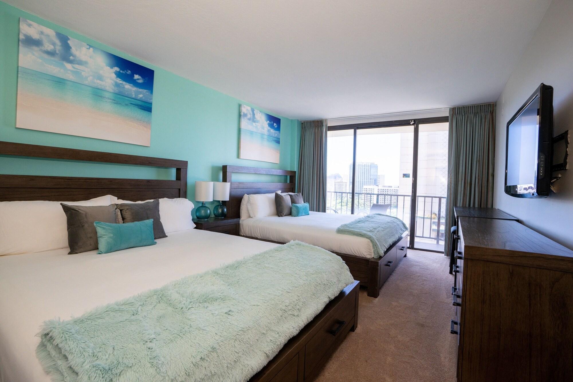 Aqua Palms Waikiki Aparthotel 3*