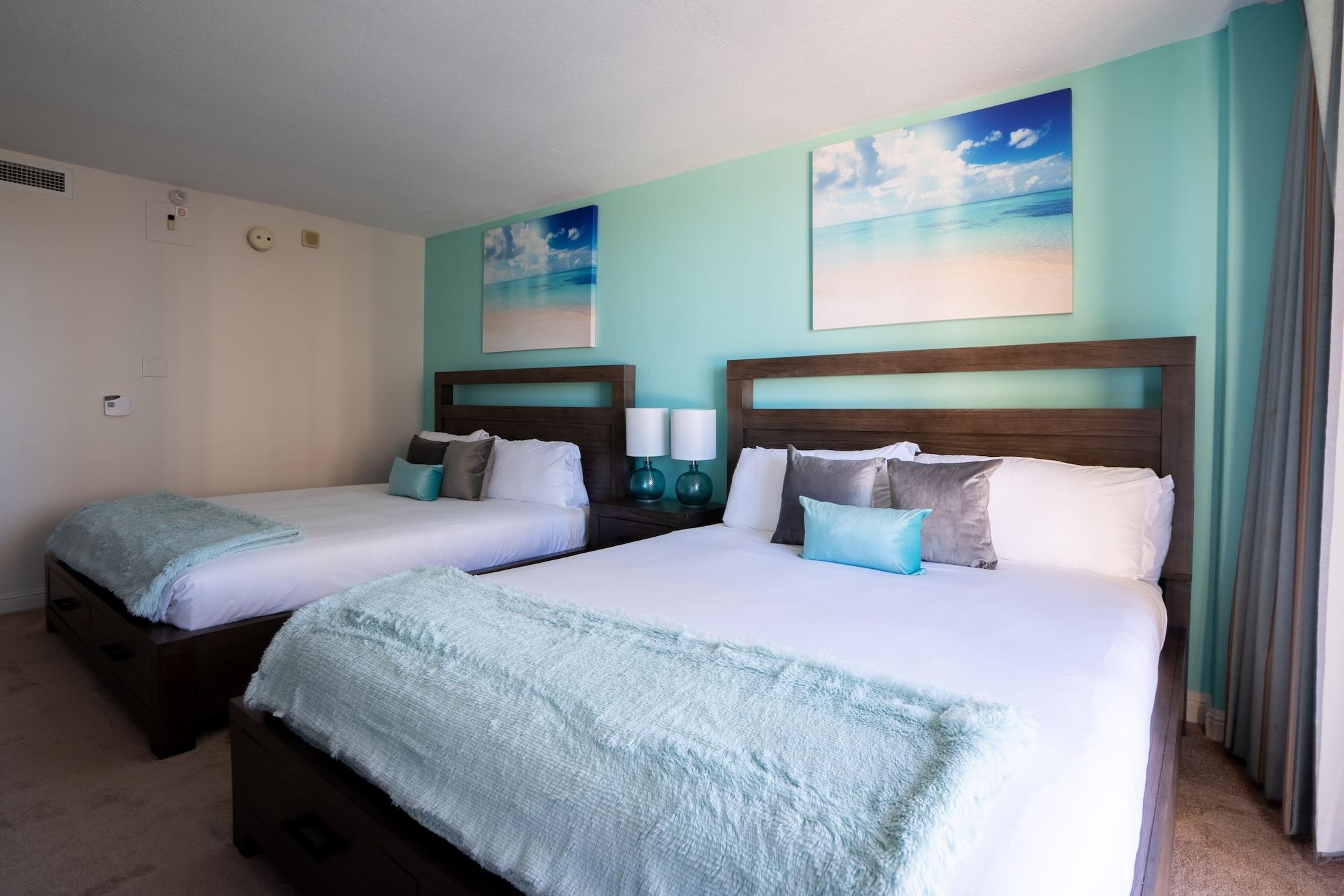Aqua Palms Waikiki Aparthotel