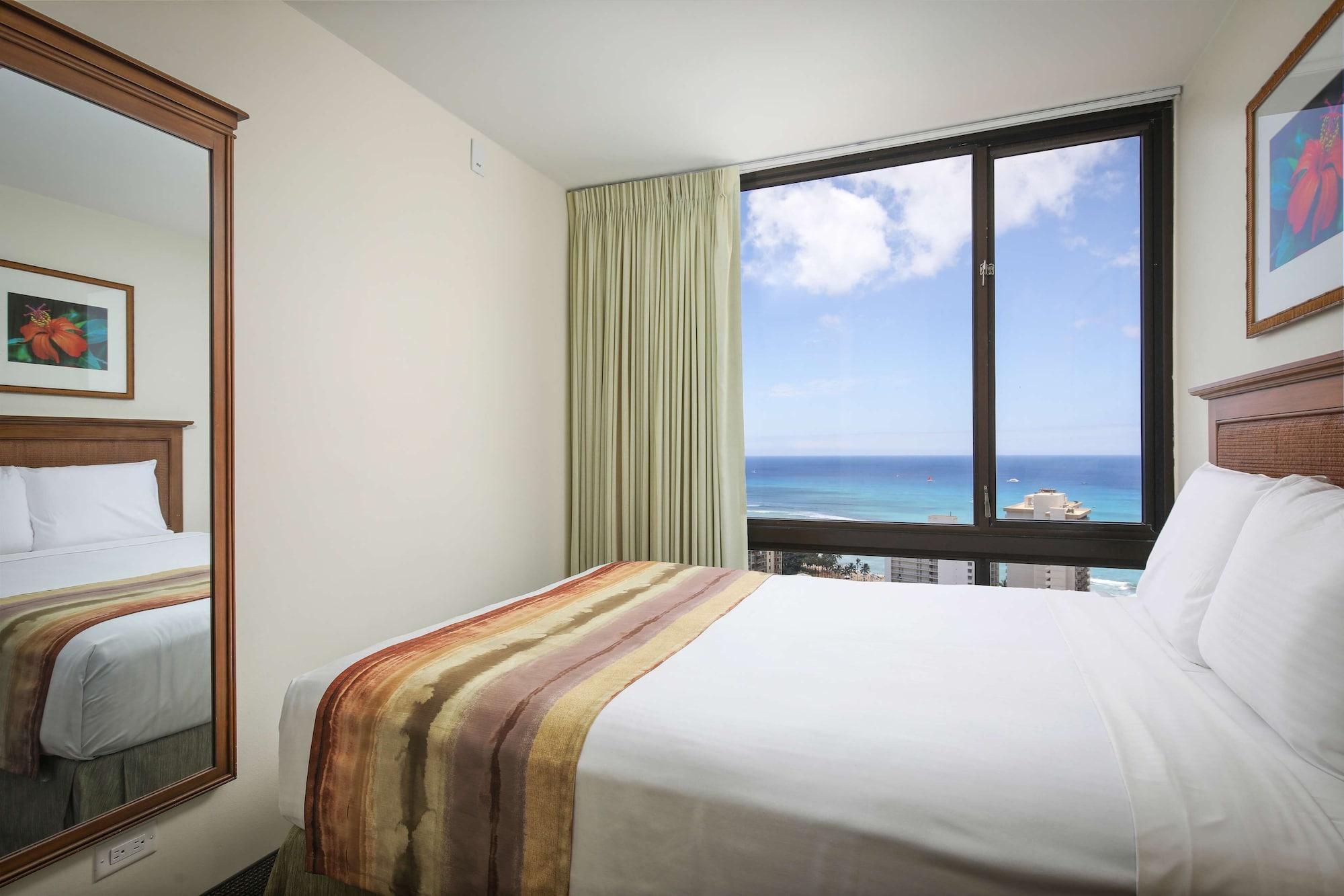 Aston Waikiki Sunset 4*