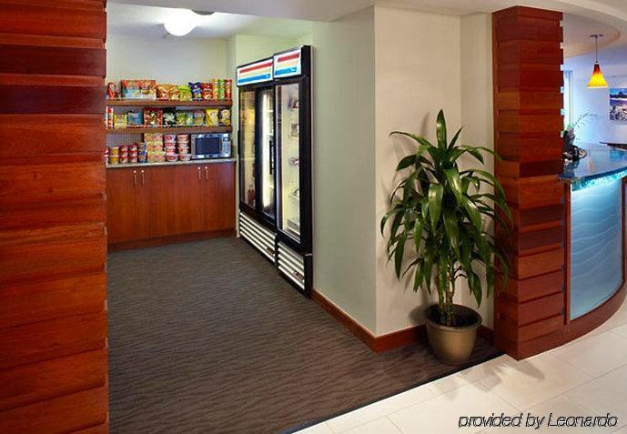 Courtyard By Marriott Waikiki 4*