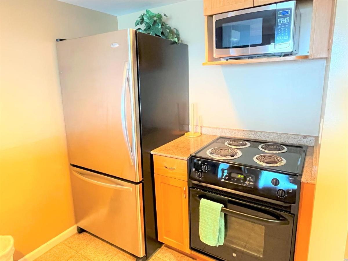 Ilikai Apt 2106 - Spacious Studio With Spectacular Ocean & Harbor Views Holiday home Honolulu