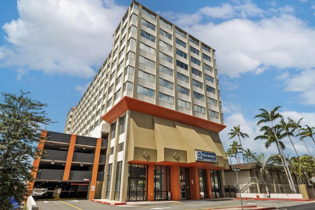Western The Plaza Airport - Free Breakfast Hotel