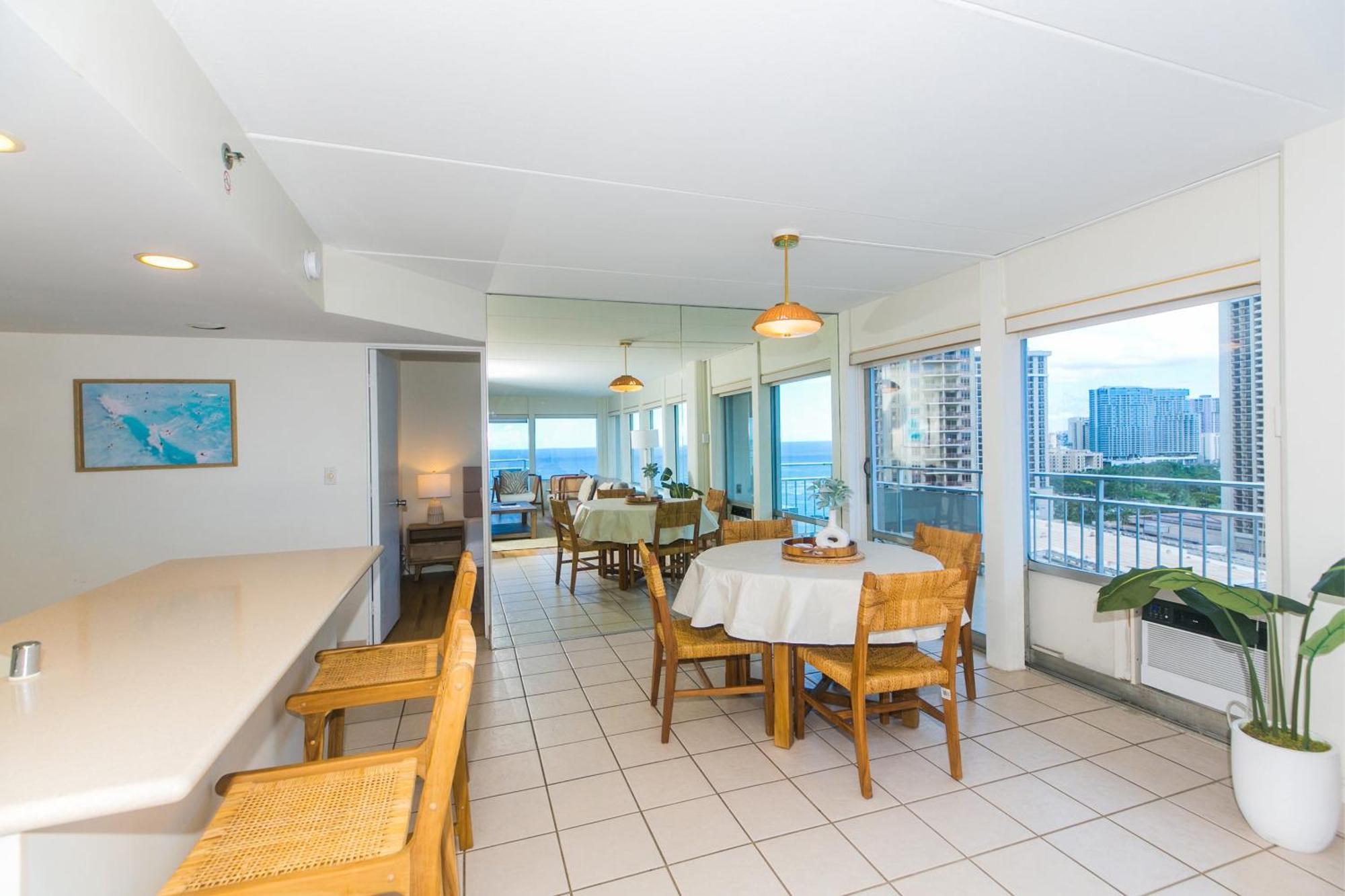 Ilikai Tower 1844 Yacht Harbor View 2br Apartment