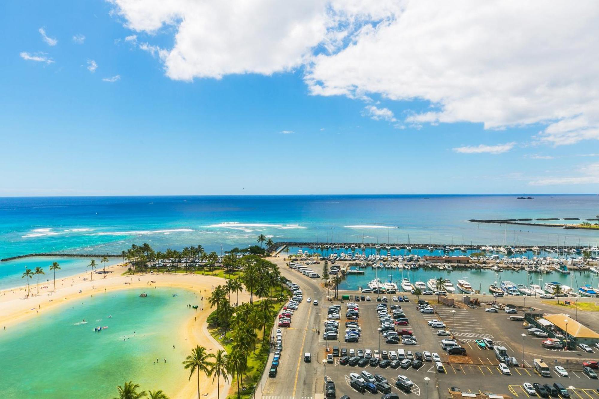 Ilikai Tower 1844 Yacht Harbor View 2br Apartment *