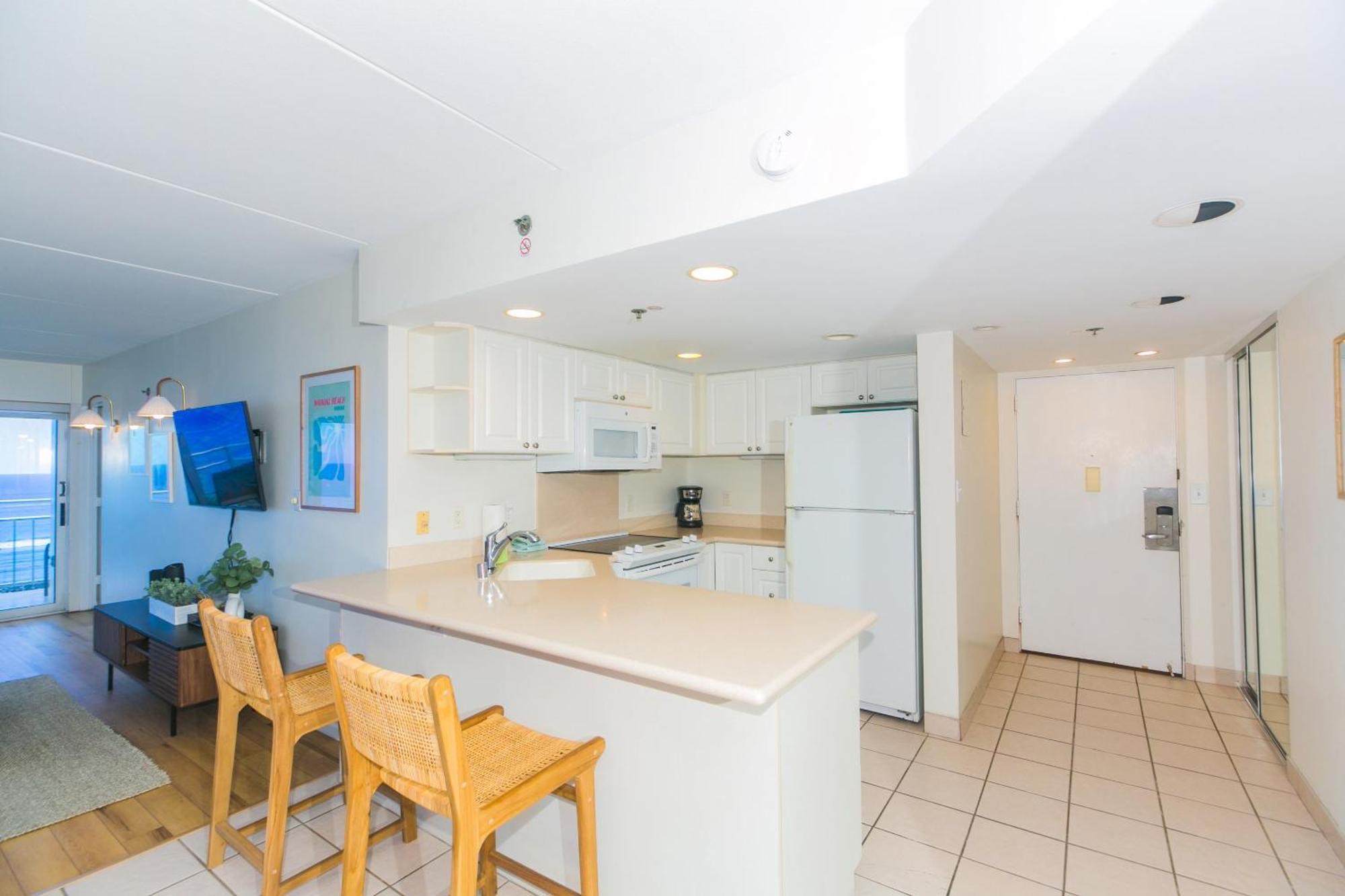 Ilikai Tower 1844 Yacht Harbor View 2br Apartment *