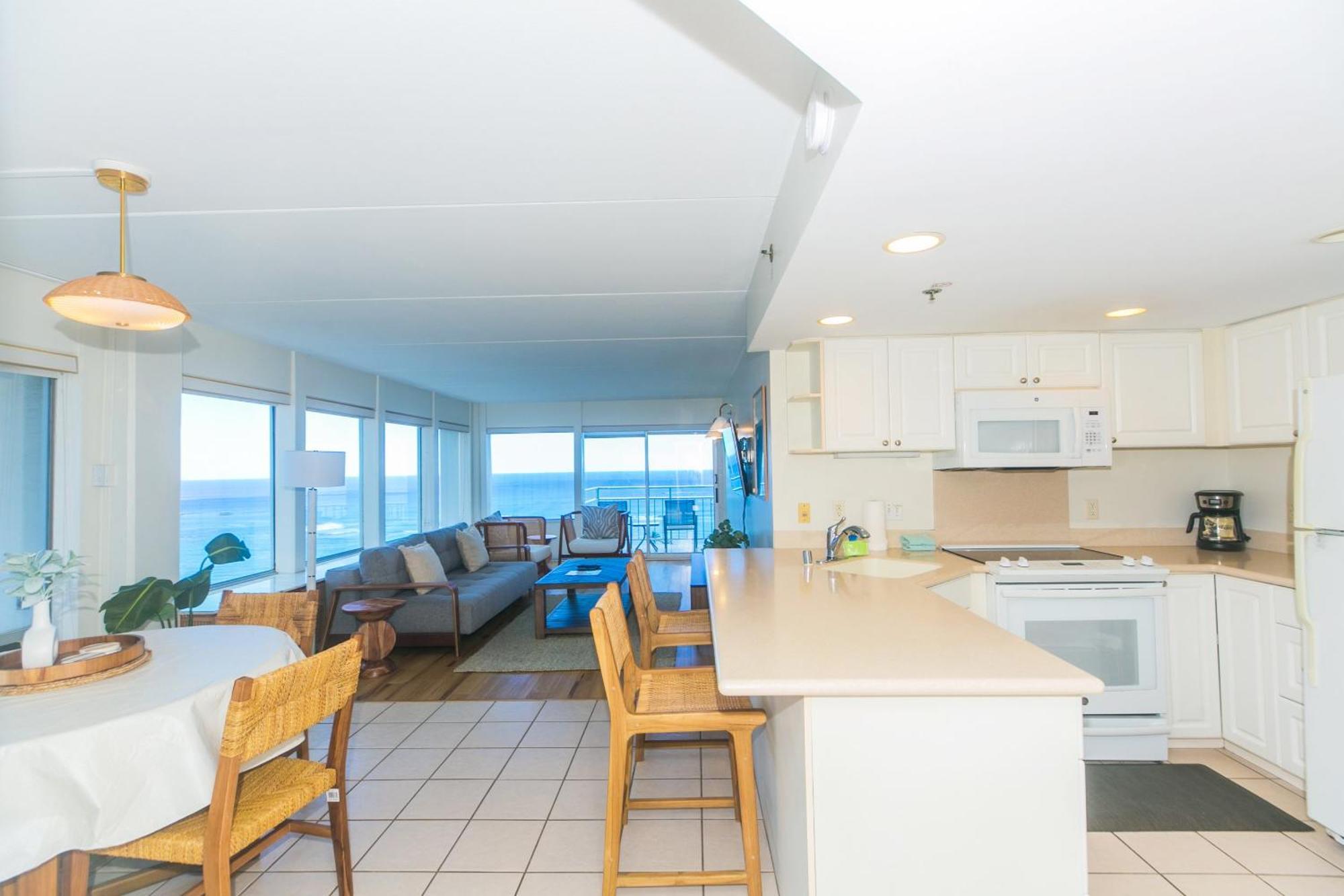 Ilikai Tower 1844 Yacht Harbor View 2br *