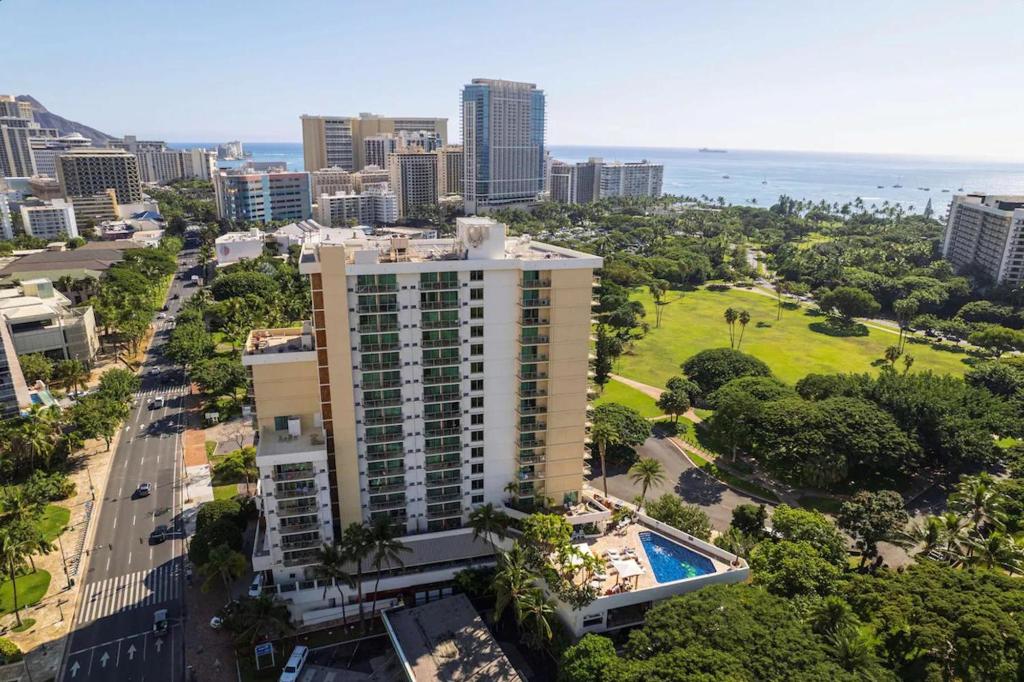 Luana Waikiki * Honolulu
