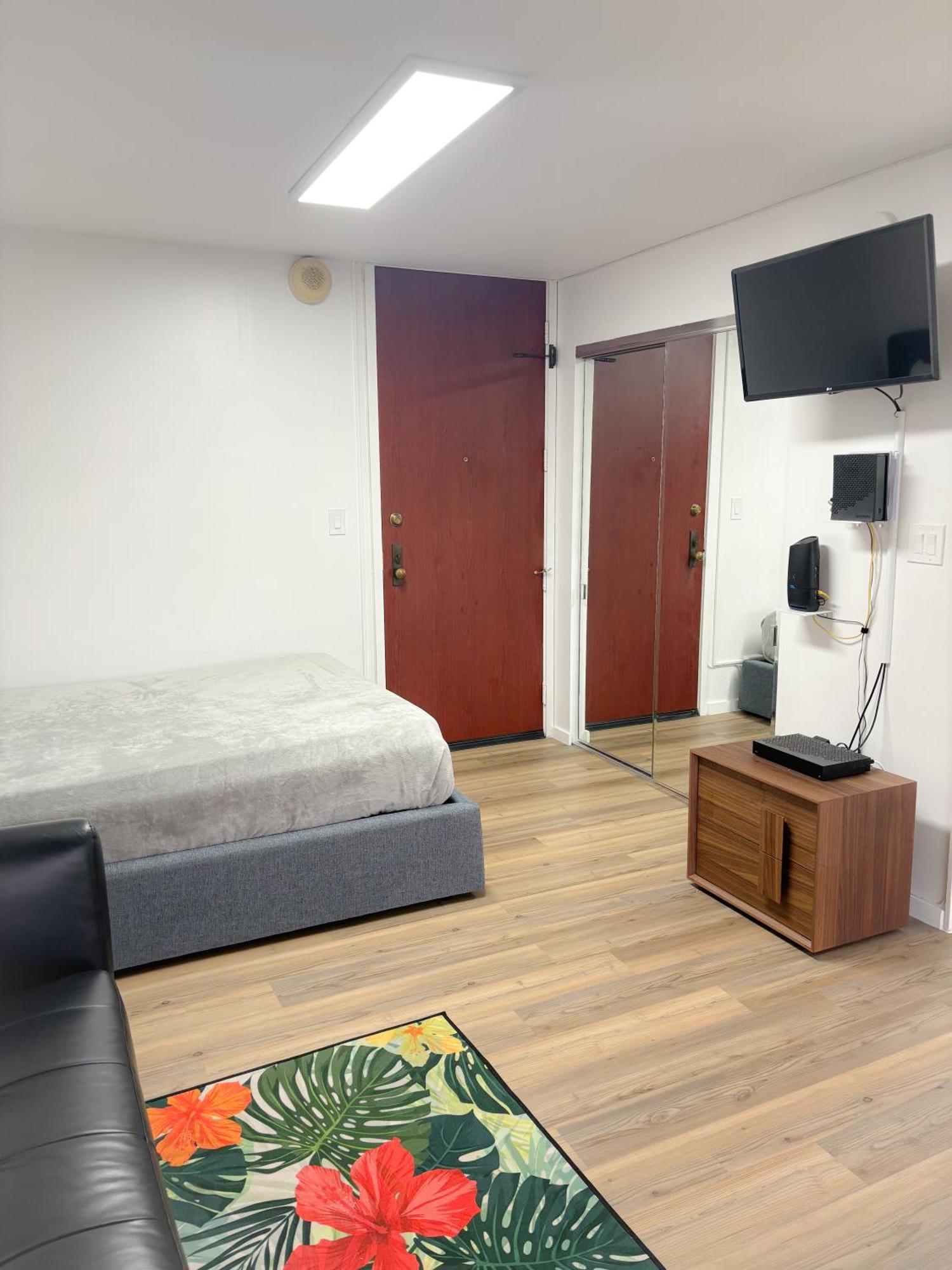 Renovated Modern & Minimalist Century Studio