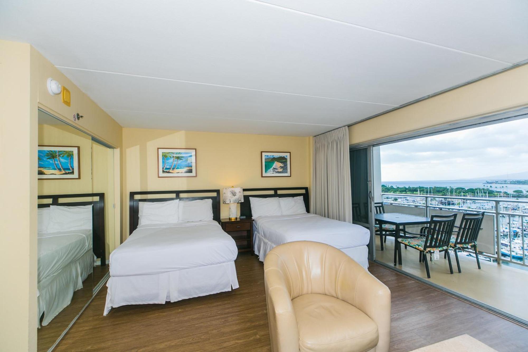 Ilikai Tower 1137 Yacht Harbor View 1br