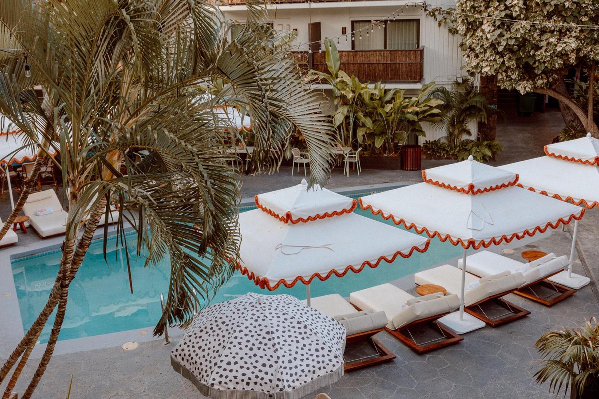 Hotel White Sands