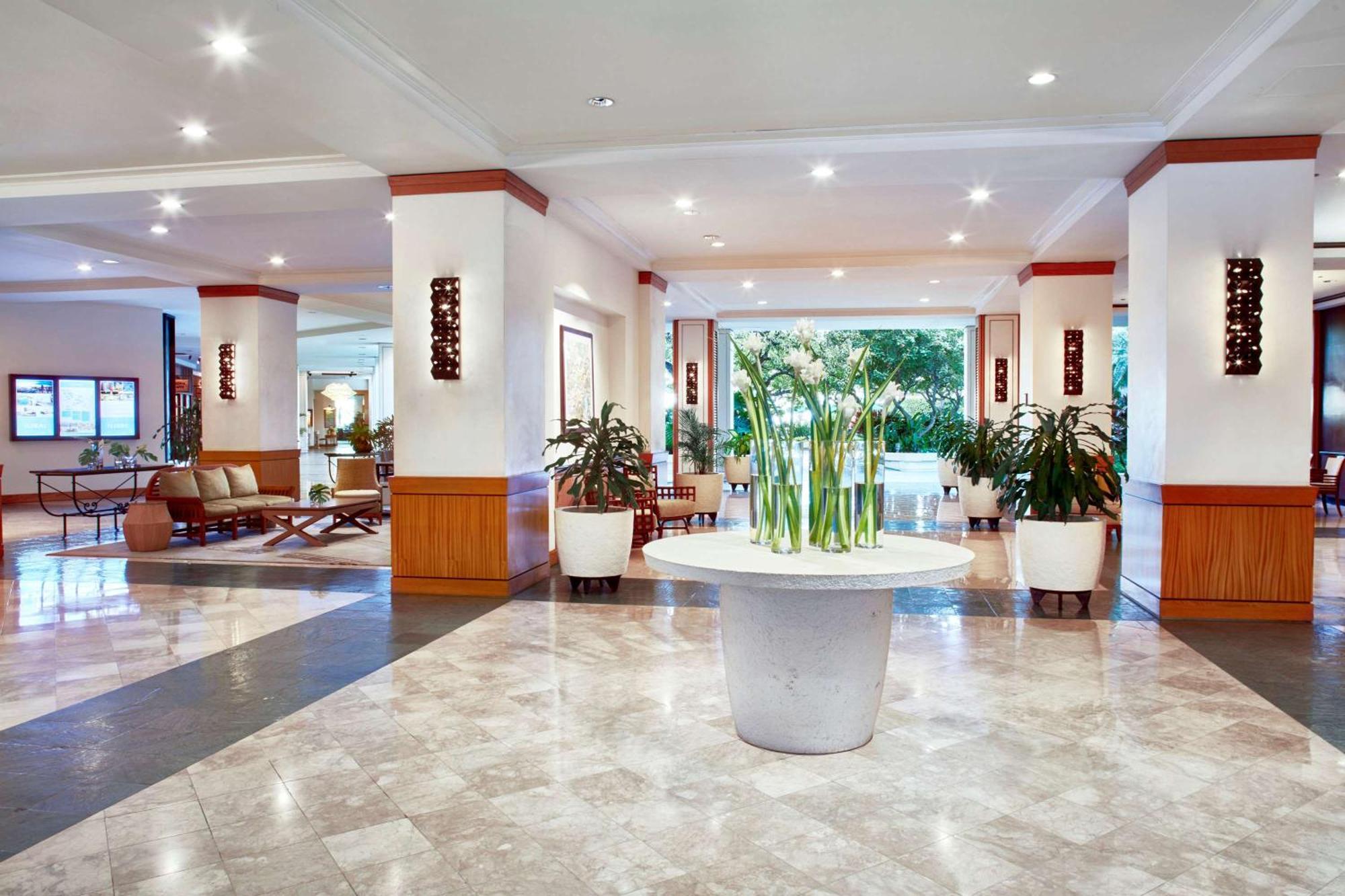 Ilikai Lite Aparthotel