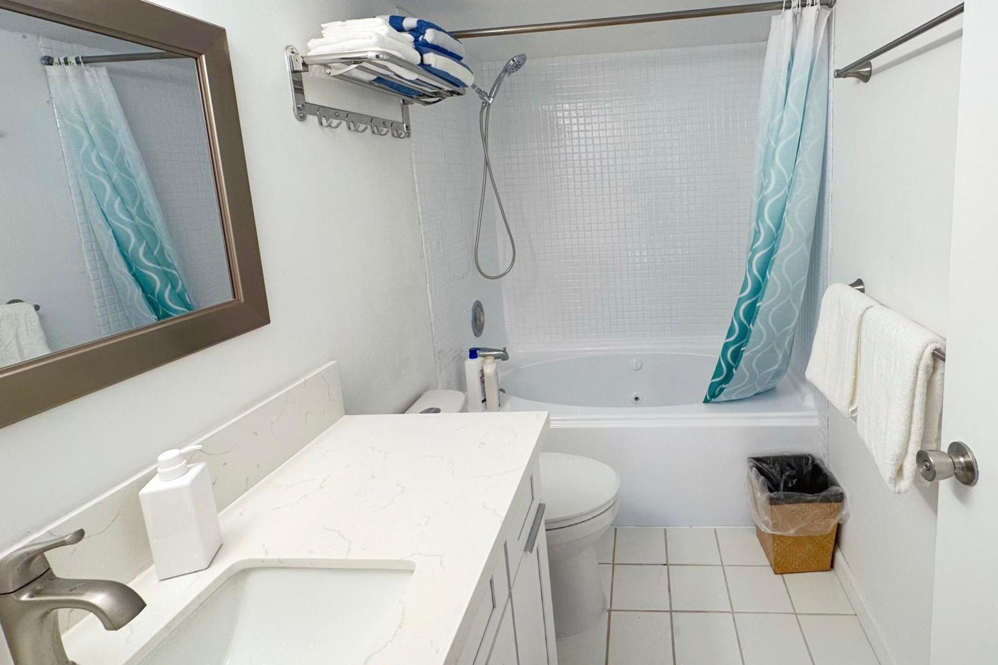 Condotel With Free Parking Wifi Ac By Stayhawaii * Honolulu