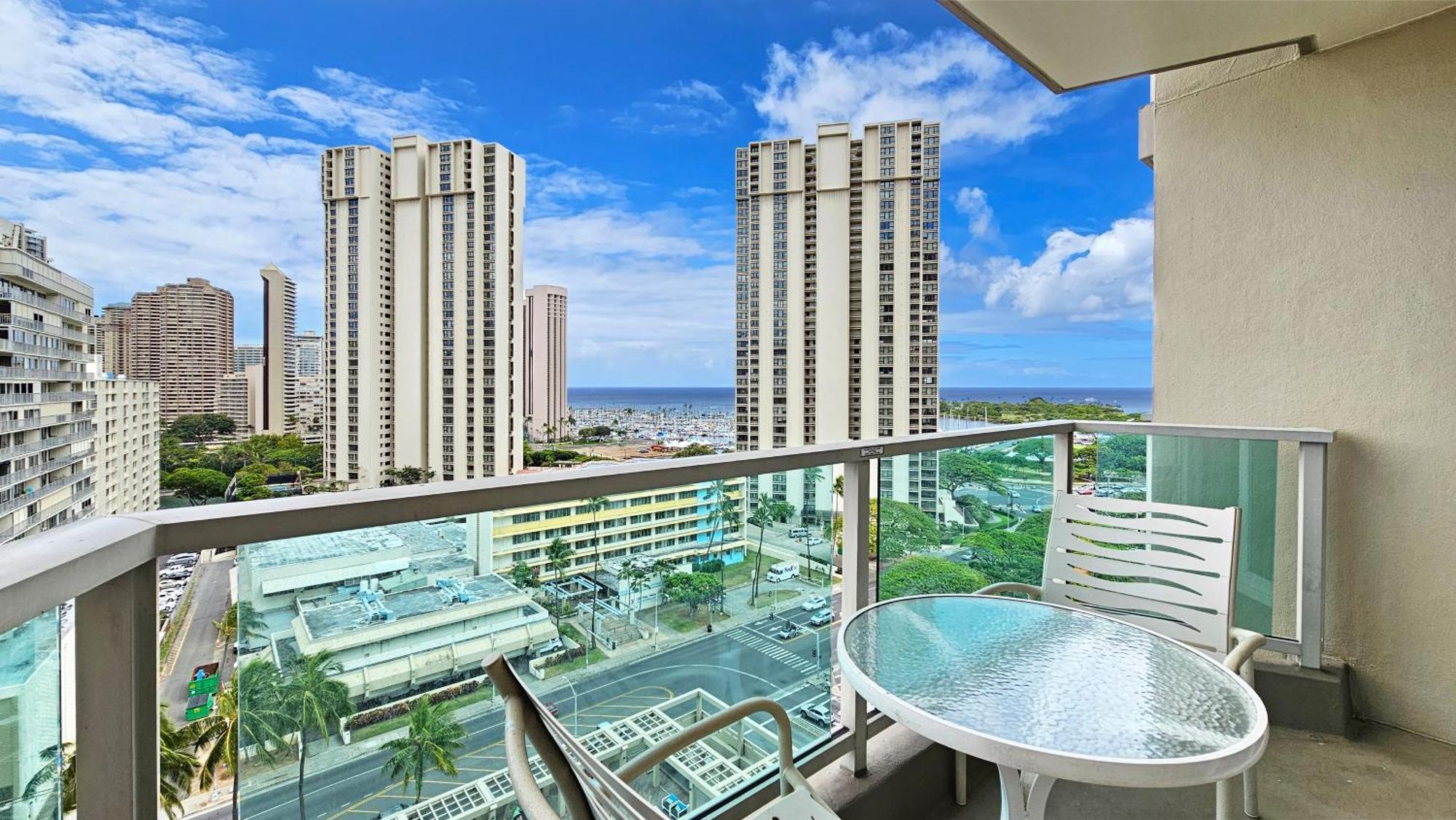 Ala Moana _ Ocean View With Balcony Aparthotel