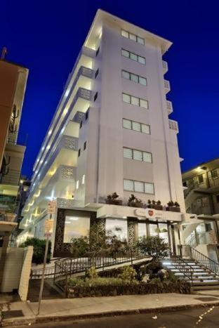 Waikiki Hotel