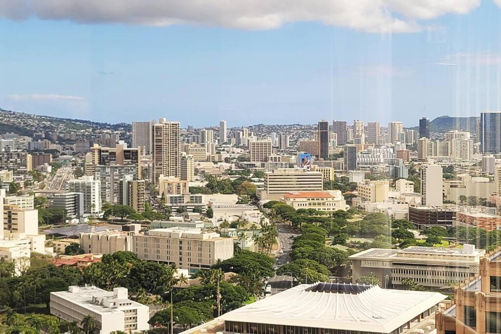 Condotel With Free Parking Wifi Ac By Stayhawaii * Honolulu