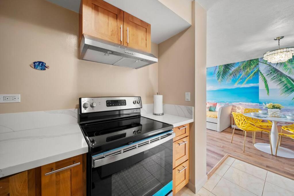Apartment Waikiki Ocean Fantasy, Free Parking, Supplies Honolulu