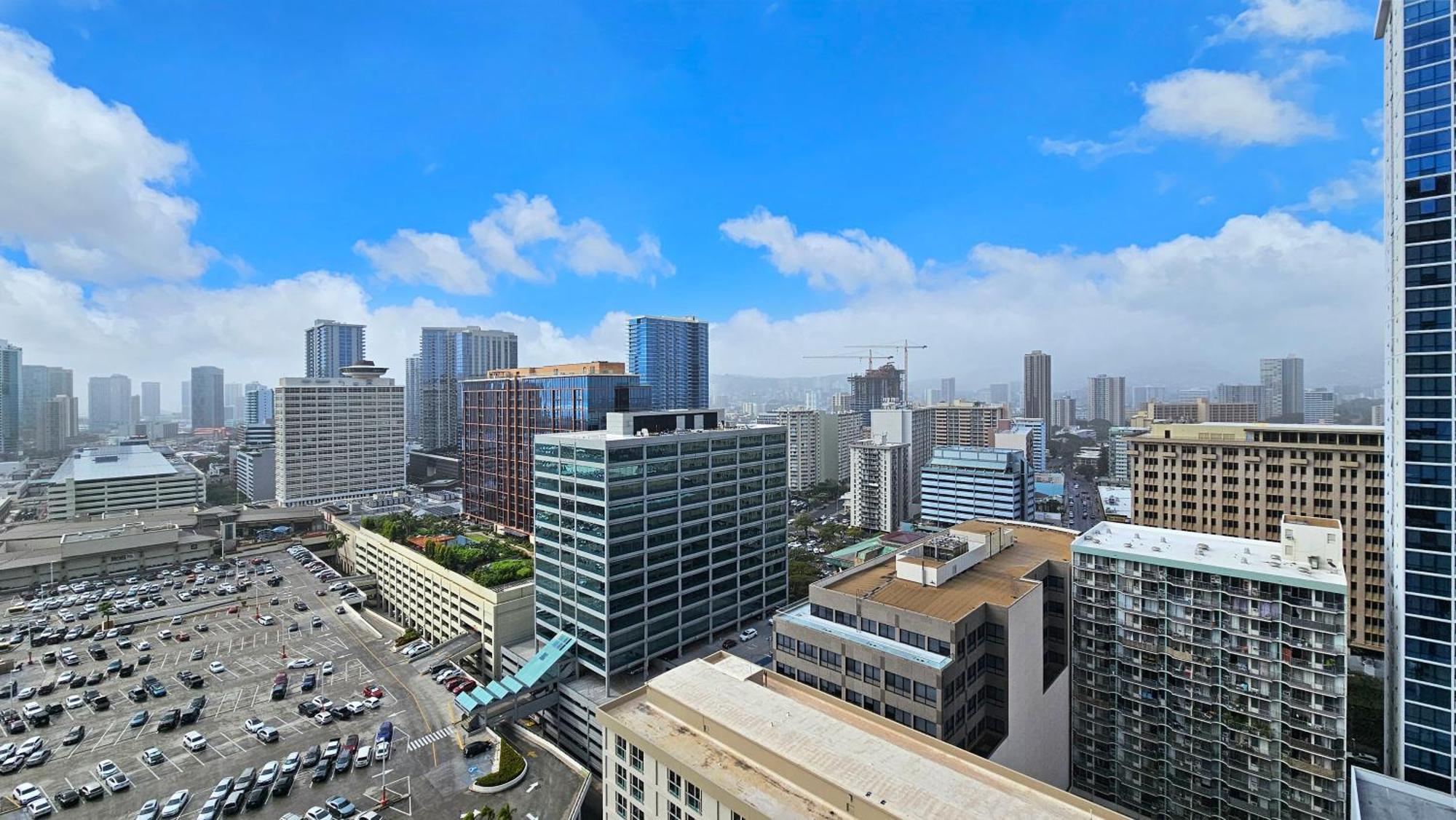 Luxury Ala Moana 25th Floor With Balcony