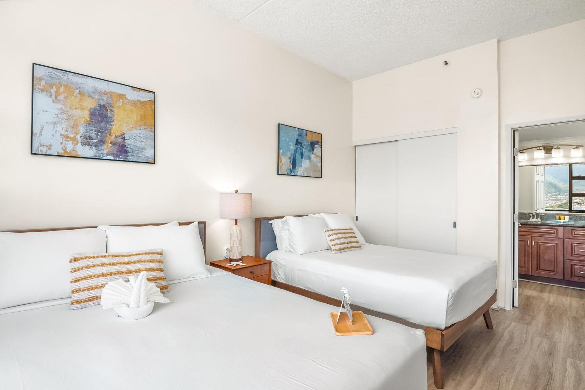 Escape To Mountain View Condo,near With Parking *