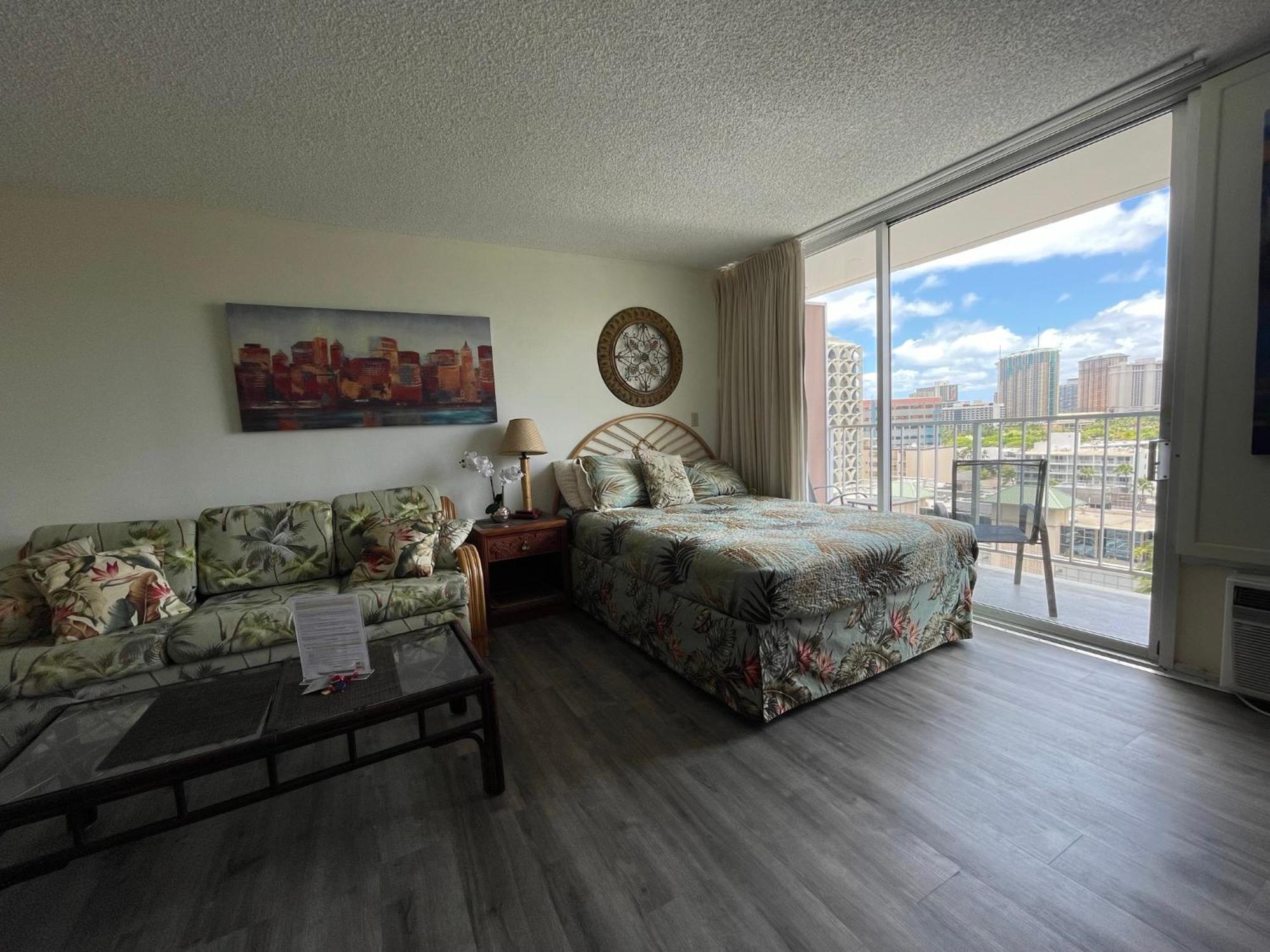 Tropical At Marine Surf Waikiki: Beachfront Oasis With Full Kitchen Apartment