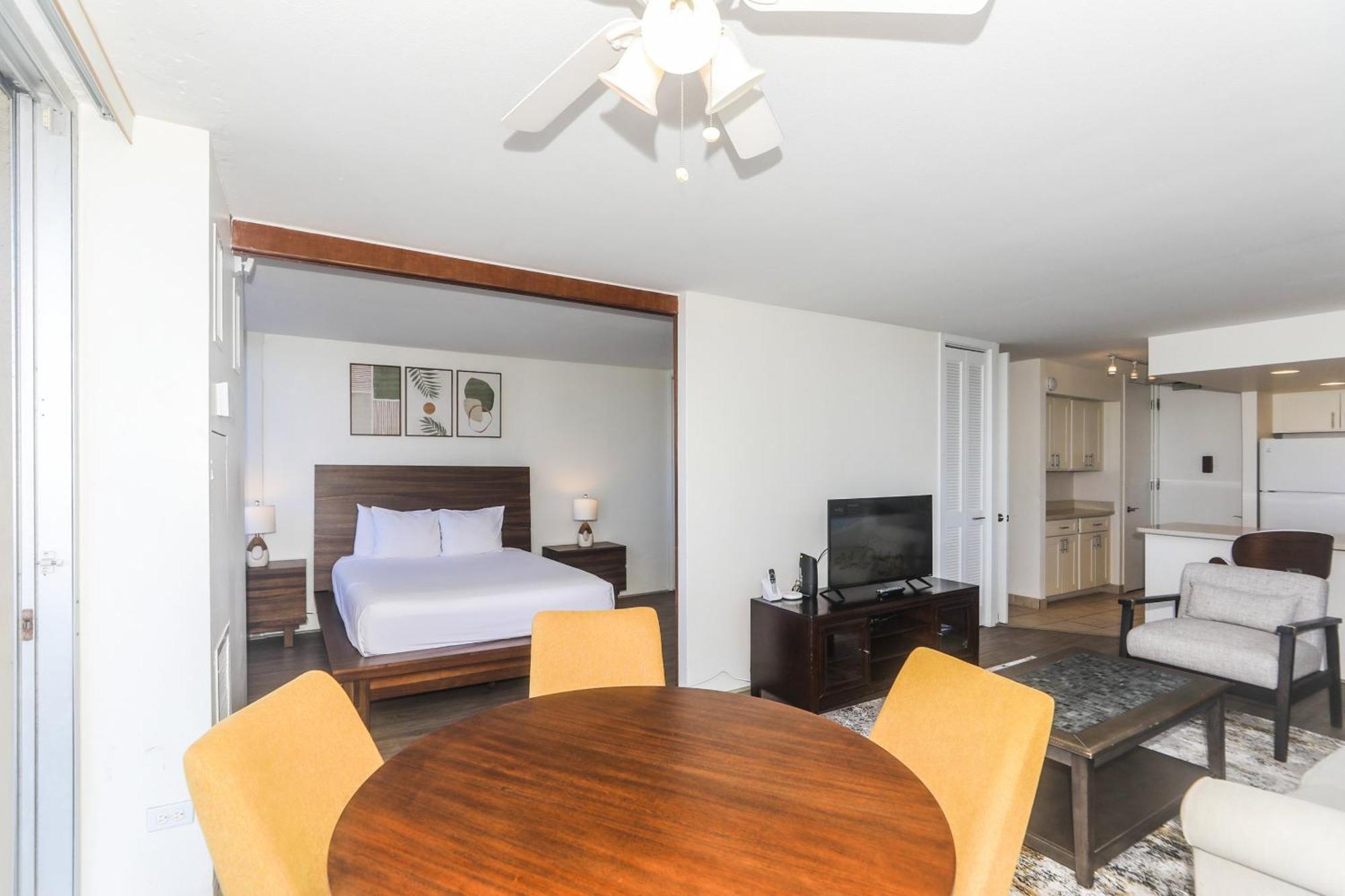 Ilikai Marina 480 Yacht Harbor View 1br *