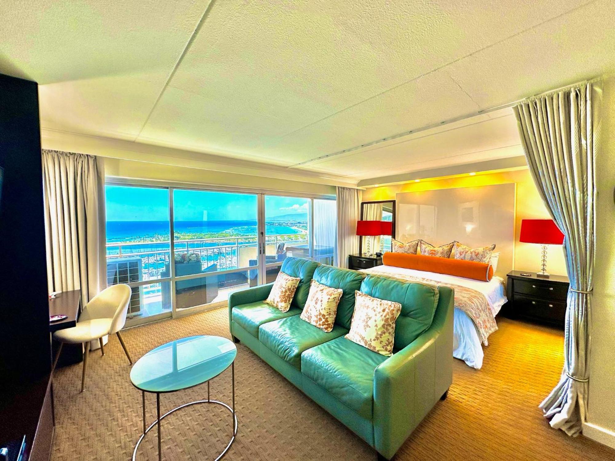 Waikiki Experience! Luxury Oceanview Suite! * Honolulu