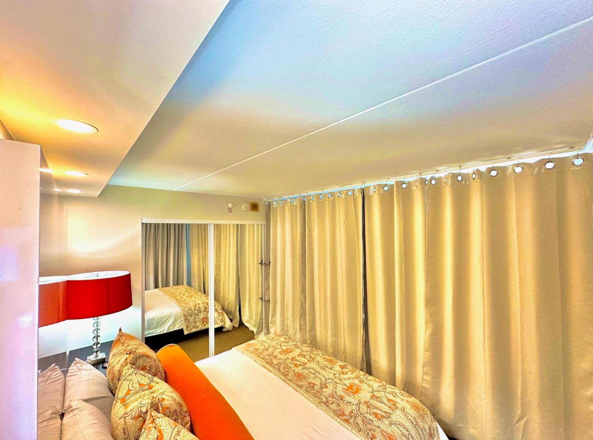 Waikiki Experience! Luxury Oceanview Suite! Honolulu