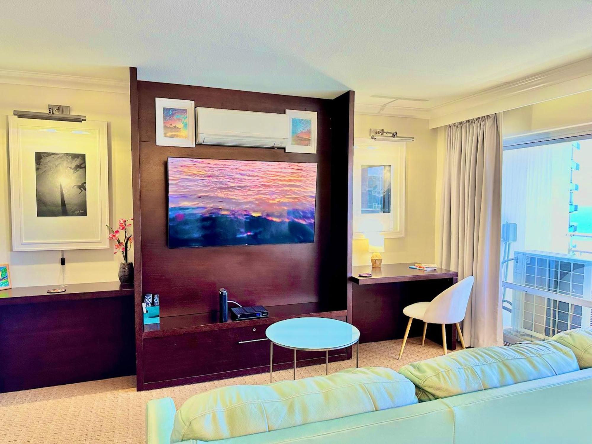 Aparthotel Waikiki Experience! Luxury Oceanview Suite! Honolulu