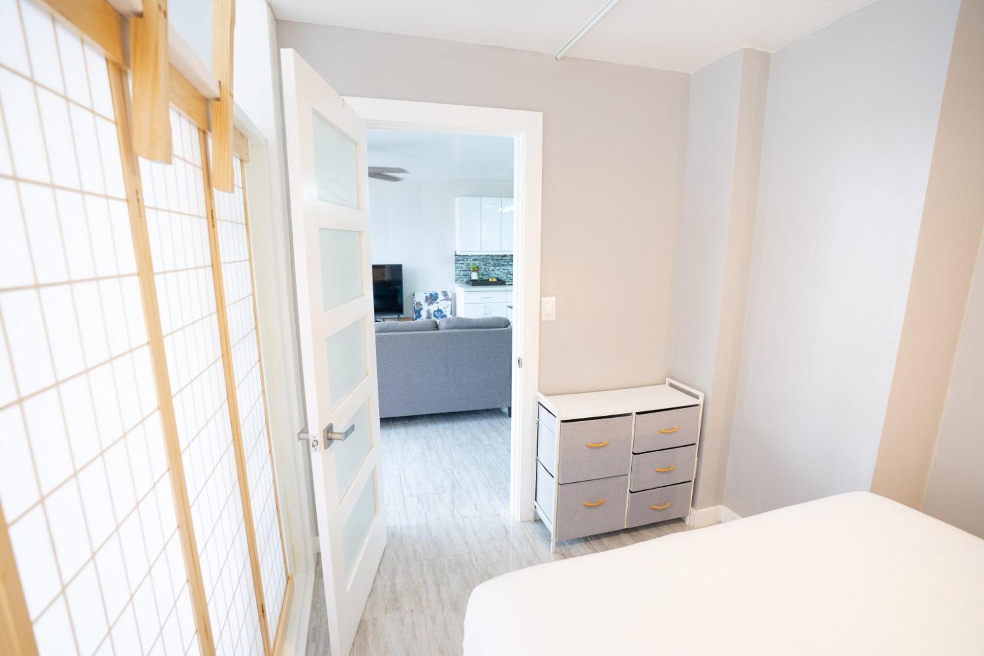 Newly Remodeled - 30th Floor With Epic Mountain Views Apartment *