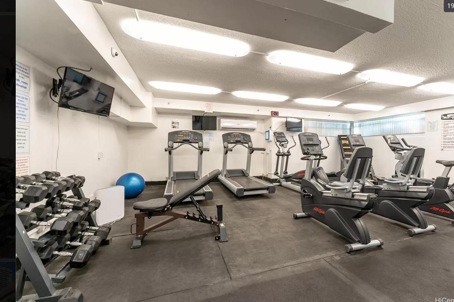 Diamond, Ocean, And Canal View Affordable Family House7person Aparthotel Honolulu