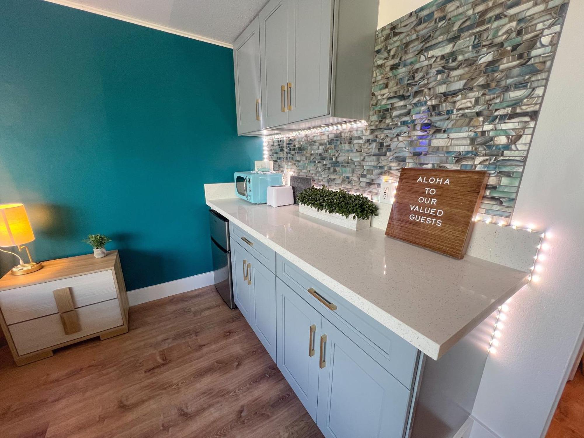Magical Mountain View Escape Apts