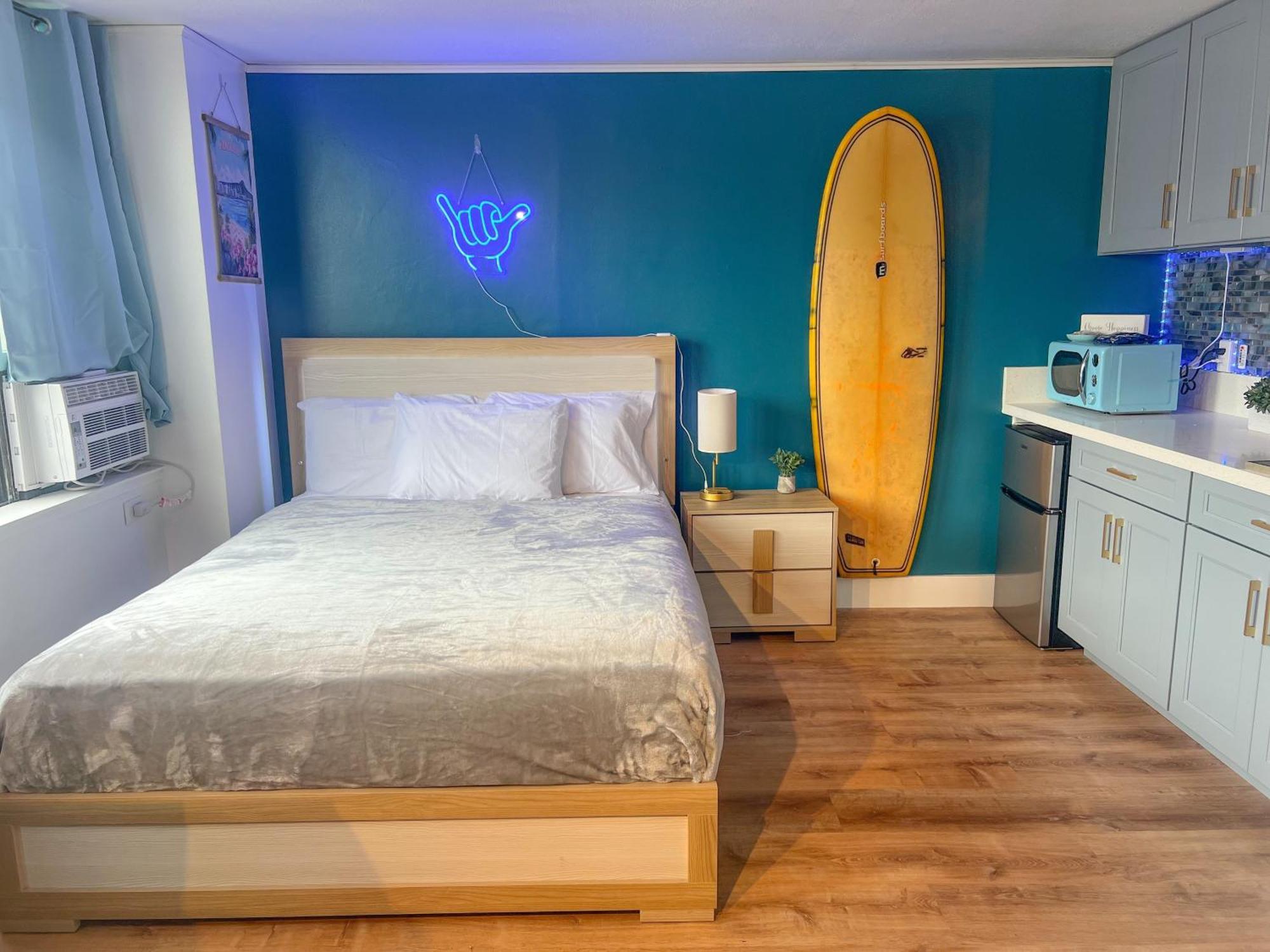 Magical Mountain View Escape Apts * Honolulu