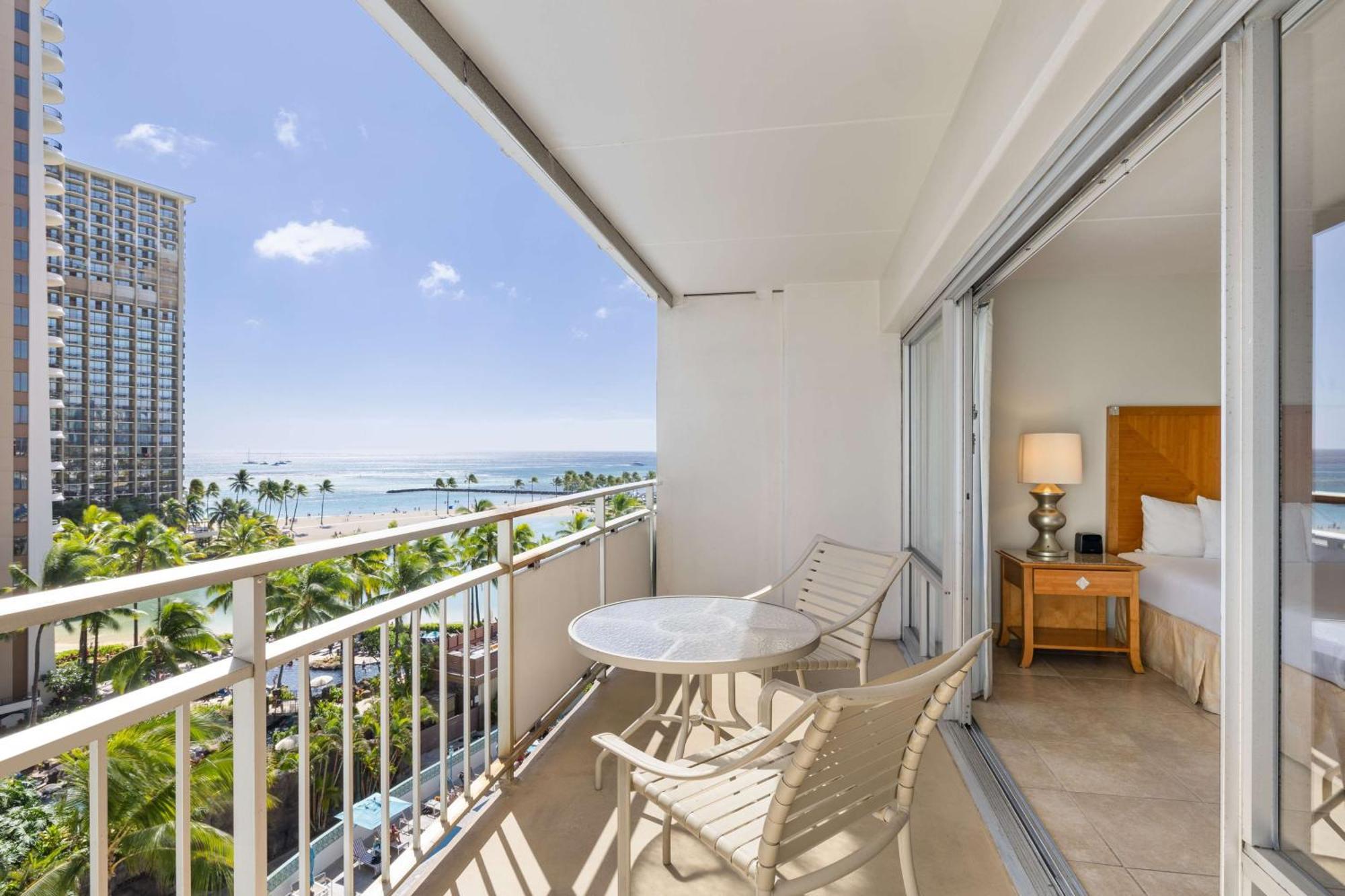 Ilikai Lite Aparthotel