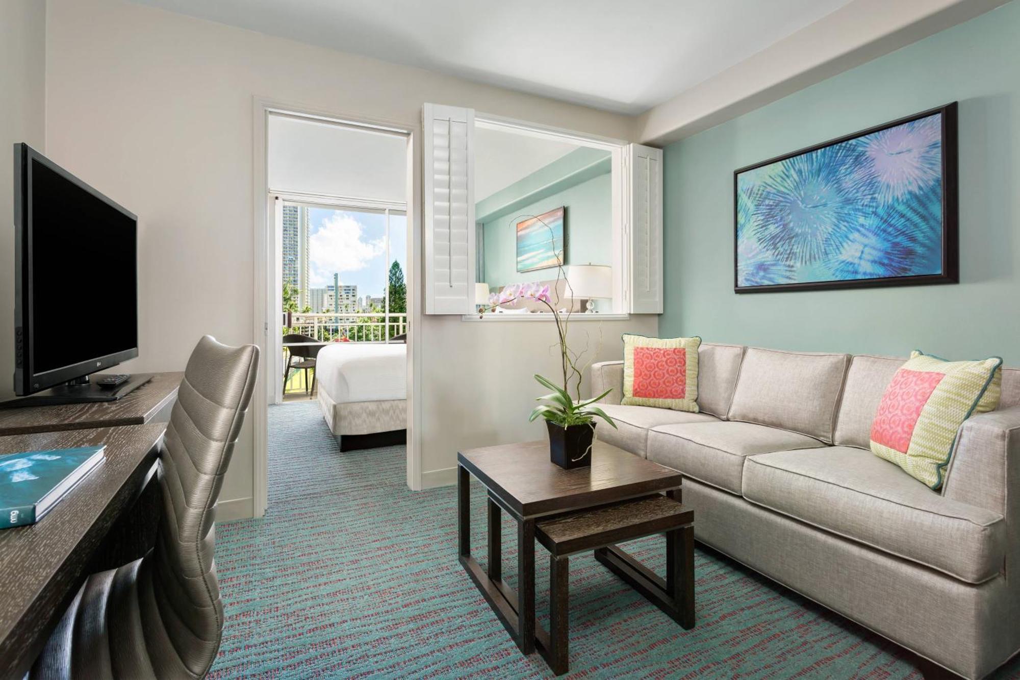 Courtyard By Marriott Waikiki