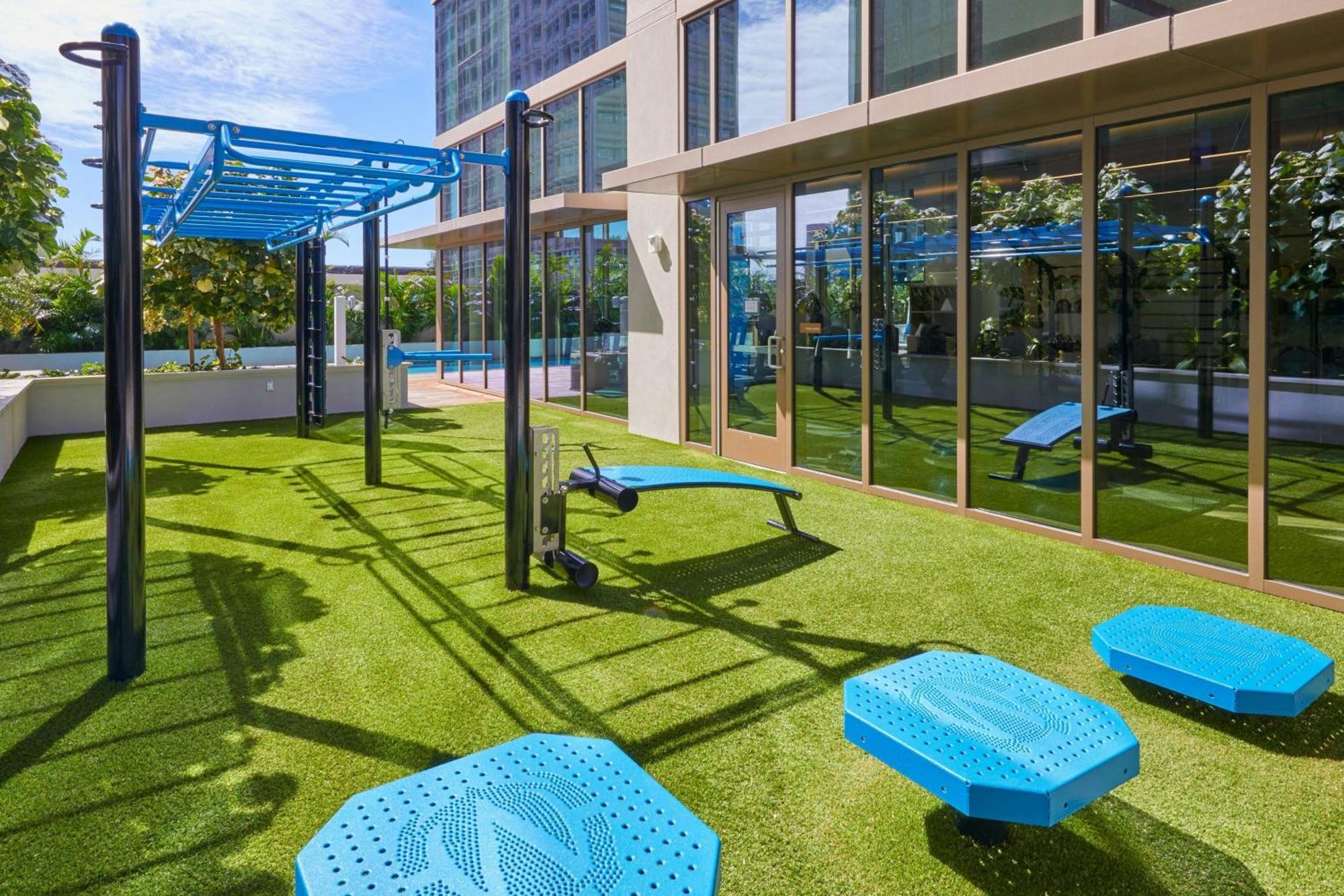 Hotel Renaissance Residences Oahu