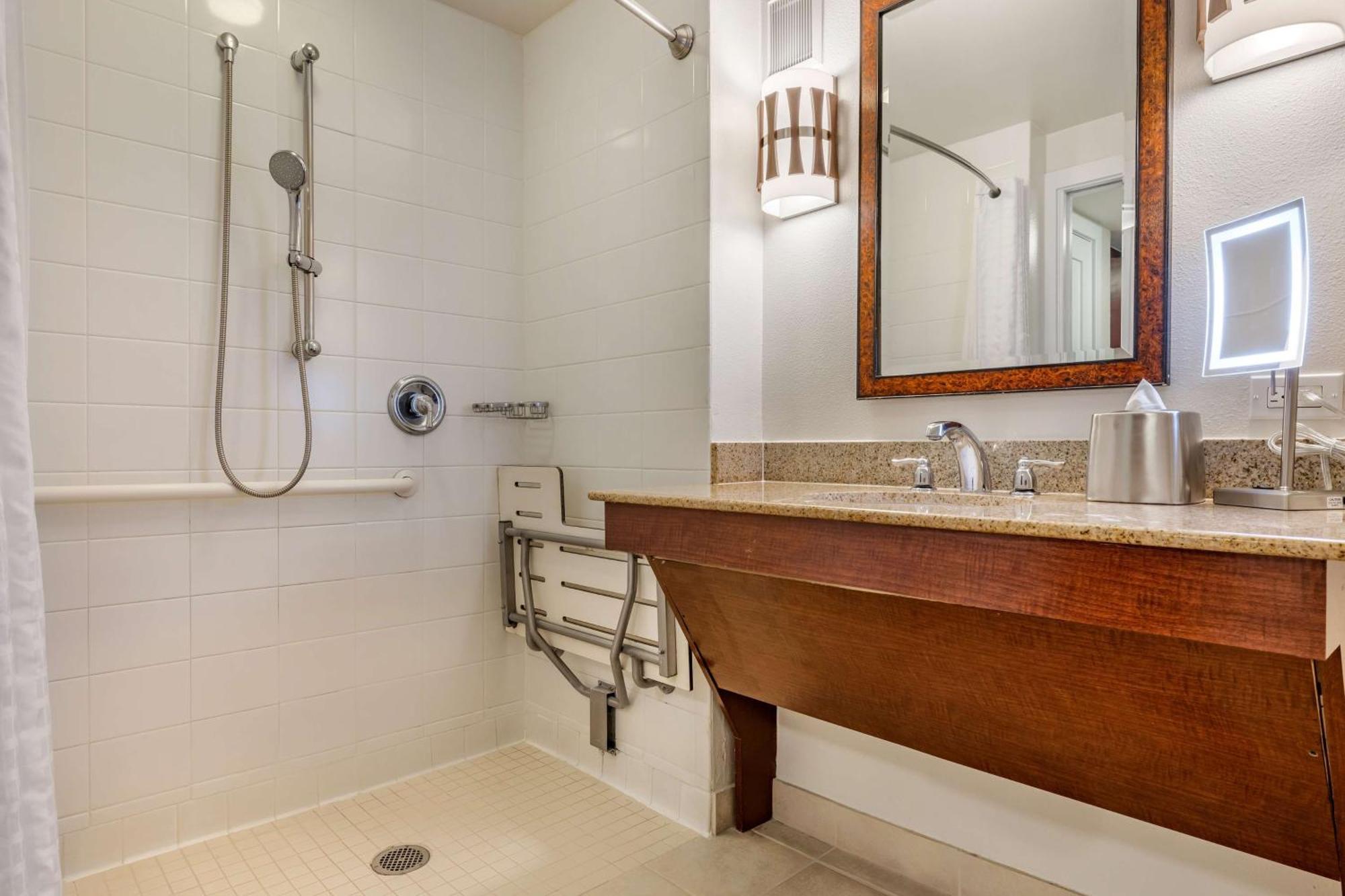 Hilton Grand Vacations Club At Hilton Hawaiian Village Resort Honolulu