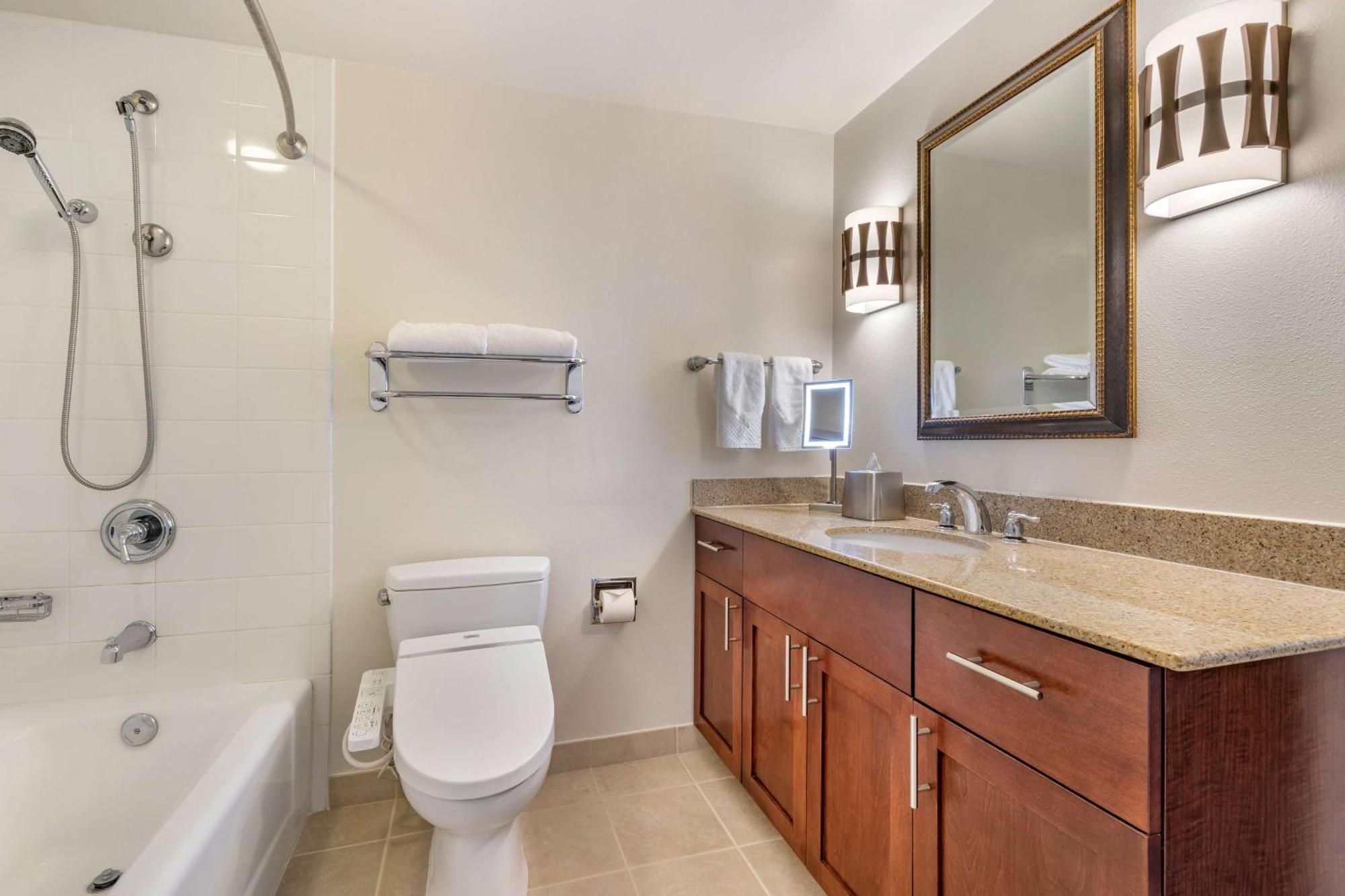 Hilton Grand Vacations Club At Hilton Hawaiian Village