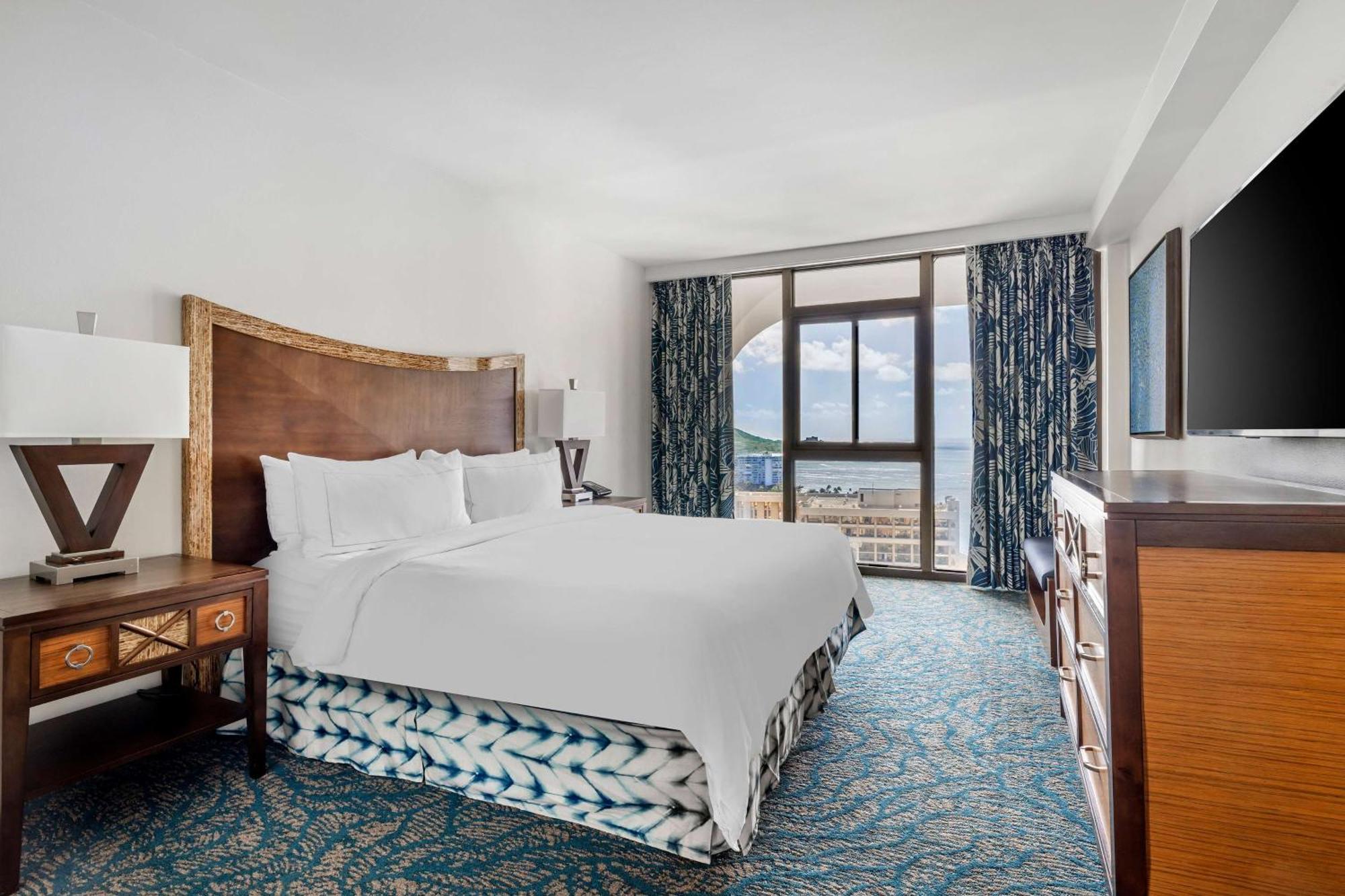 Hilton Grand Vacations Club At Hilton Hawaiian Village Resort 3*