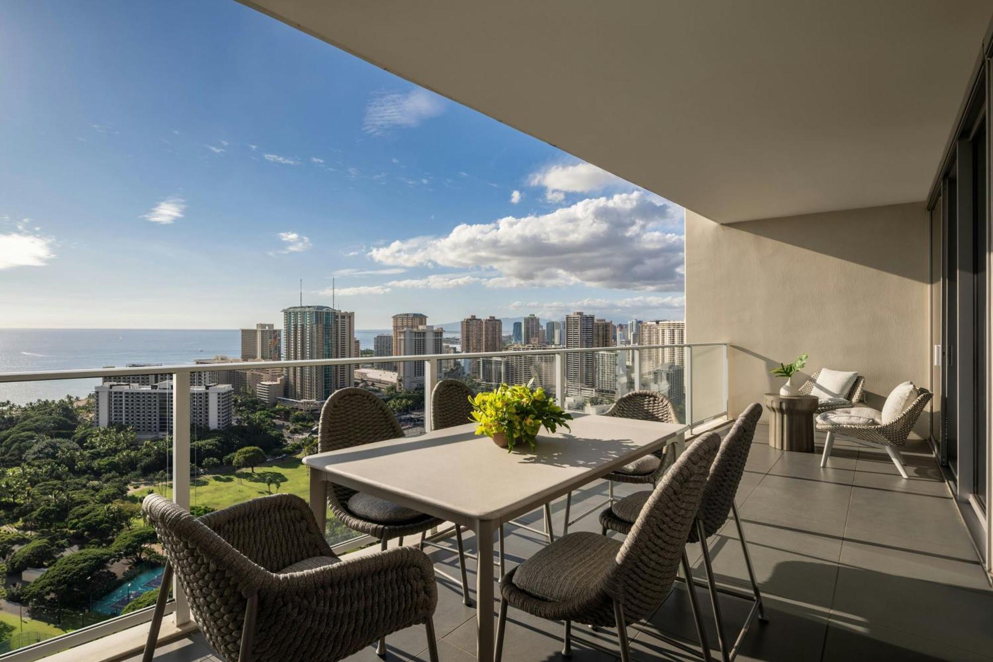 The Ritz-carlton Residences, Waikiki Honolulu