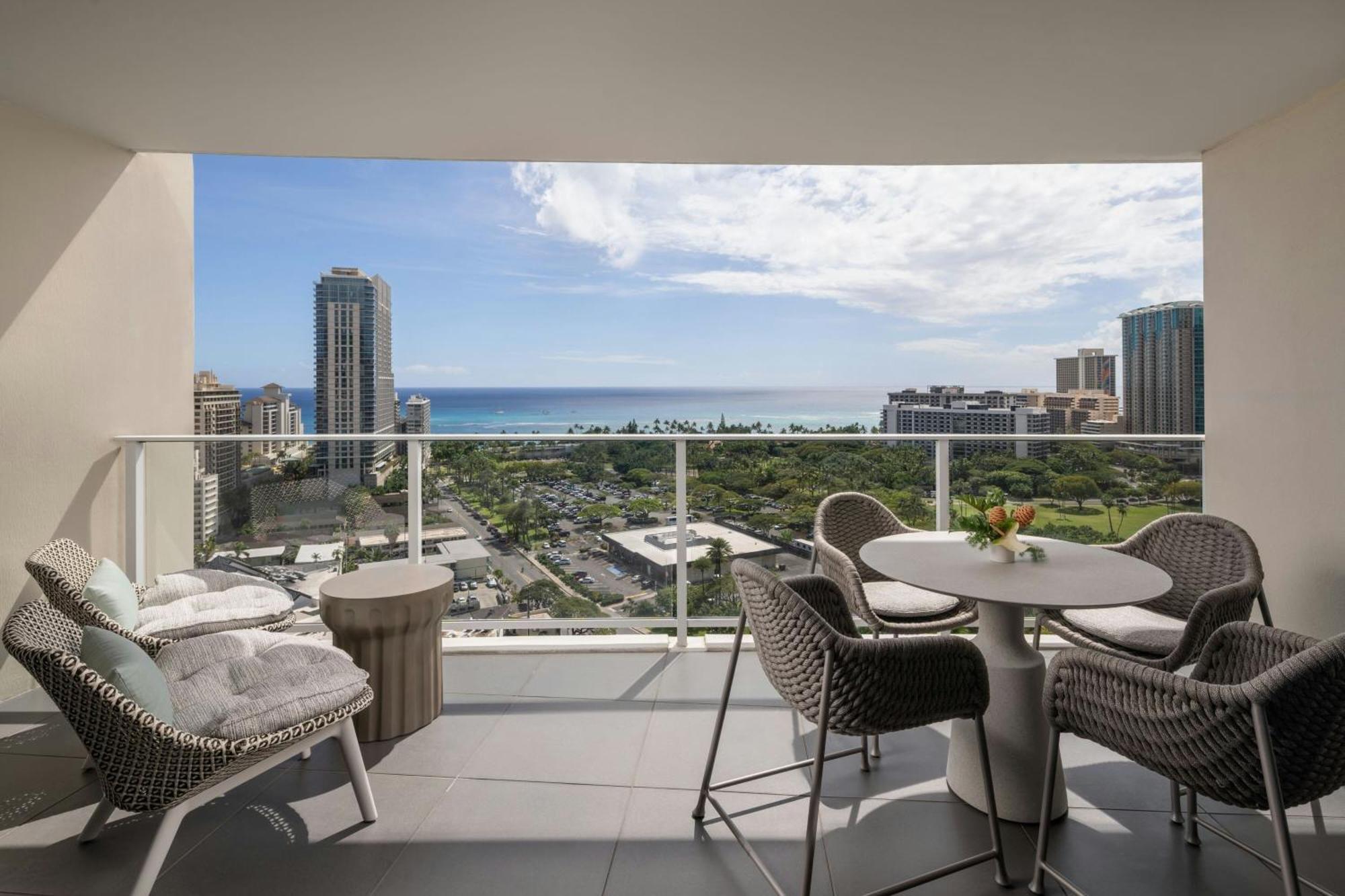 The Ritz-carlton Residences, Waikiki Honolulu
